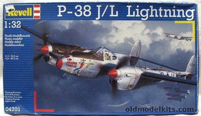 Revell 1/32 Lockheed P-38J or P-38L Lightning, 04701 plastic model kit